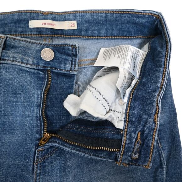 Levi's 711 Skinny Distressed Jean Womens 25 - Picture 8 of 12